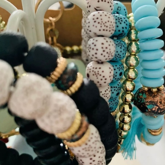 Bracelets Set - Picture 3 of 4